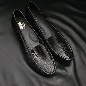 SAS Simplify Croc Embossed Leather Moccasin Loafers, Women's Size 10 S Black